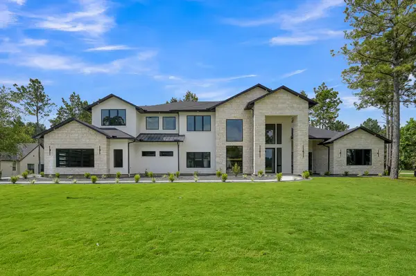 7717 Dog Wood Acres Drive, Montgomery, TX 77316