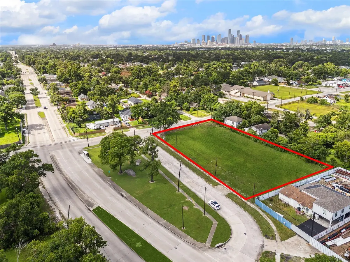 4013 Hirsch Road, Houston, TX 77026 - Image #1