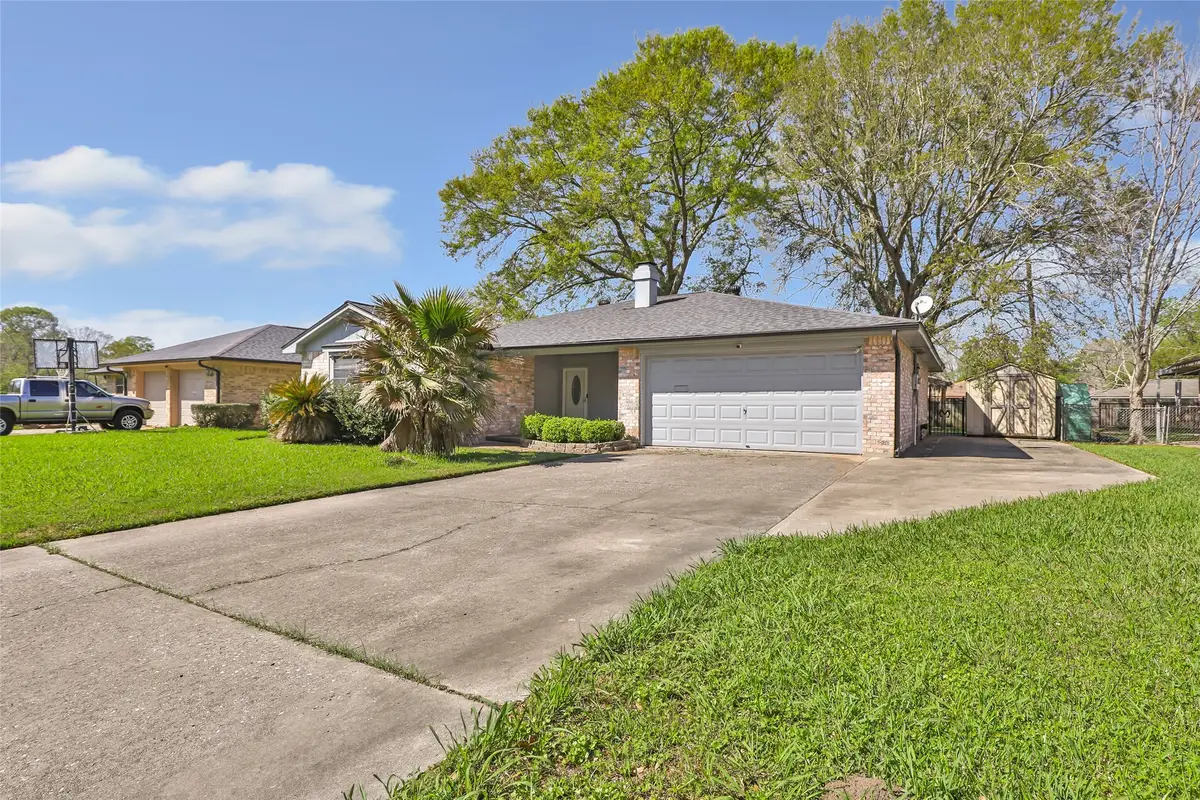 110 John Street, Liberty, TX 77575 - #1