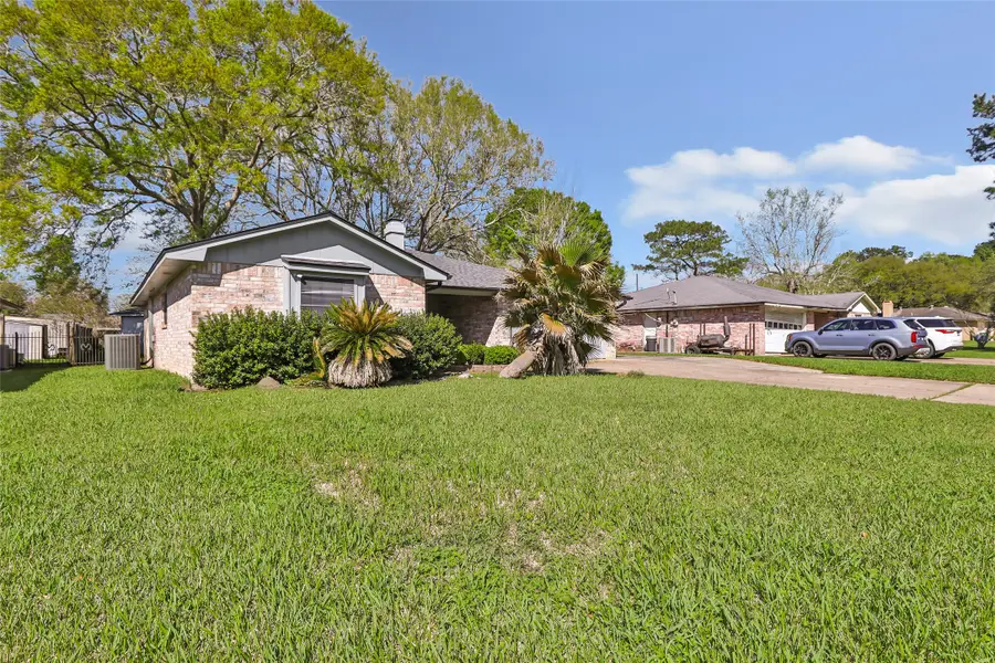 110 John Street, Liberty, TX 77575 - #3