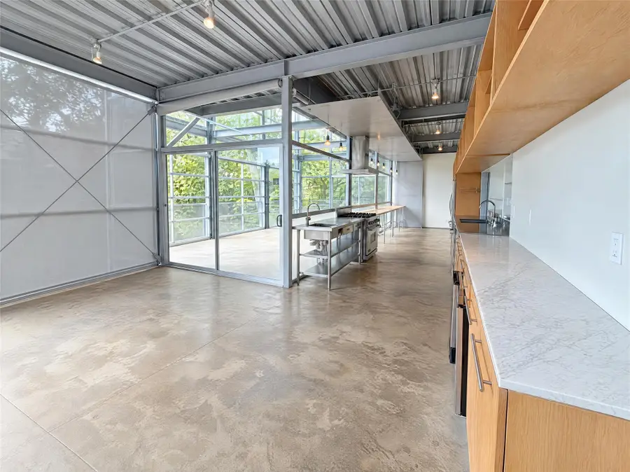 4710 Yoakum Boulevard, Houston, TX 77006 - #2