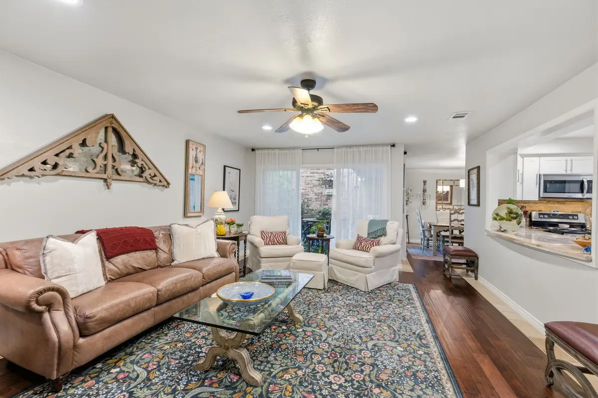 640 S Ripple Creek Drive #640, Houston, TX 77057 - #1