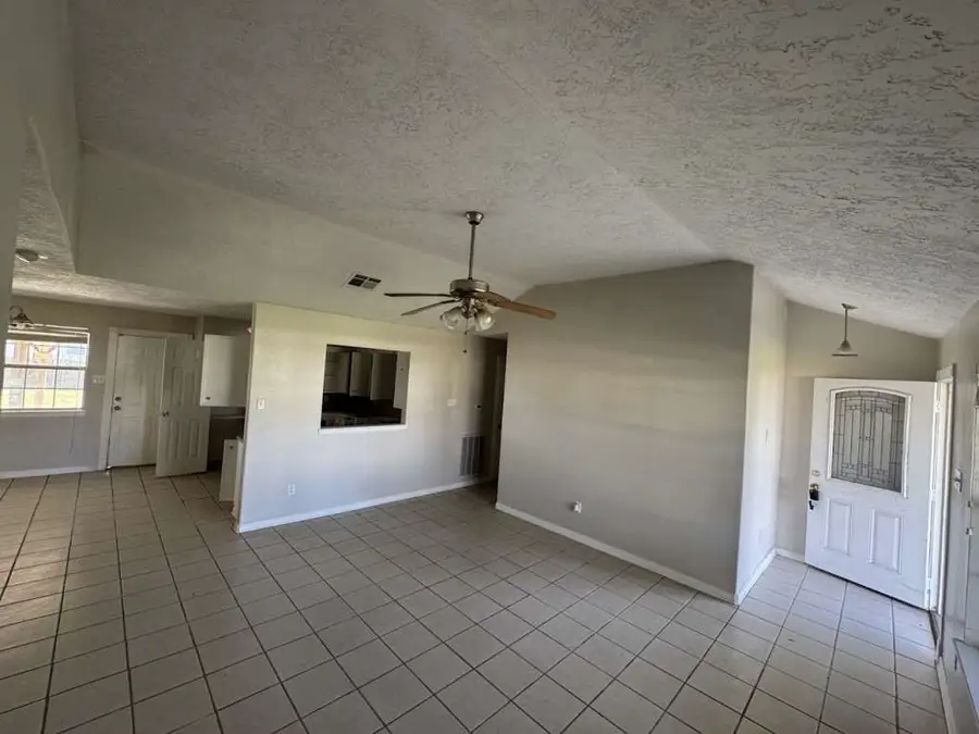 3 John Kay Road, Huntsville, TX 77320 - Image #3