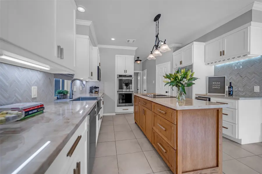 3306 Williams Glen Drive, Sugar Land, TX 77479 - #3