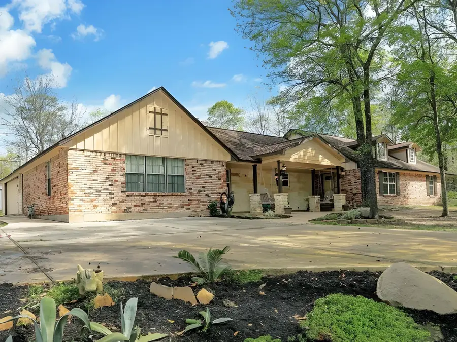 2004 Northshore Drive, Conroe, TX 77304 - Image #2