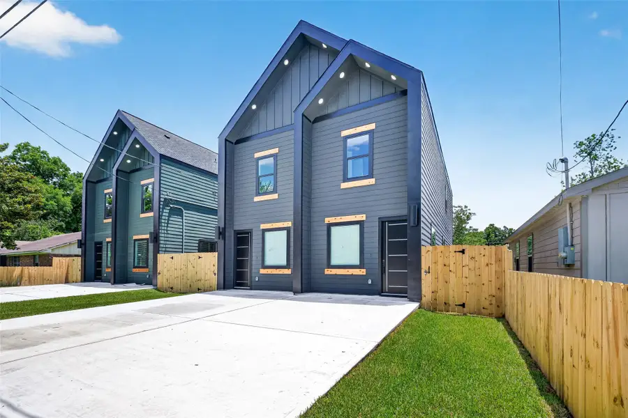 7836 Nashville St Unit A/b Street, Houston, TX 77028 - #2