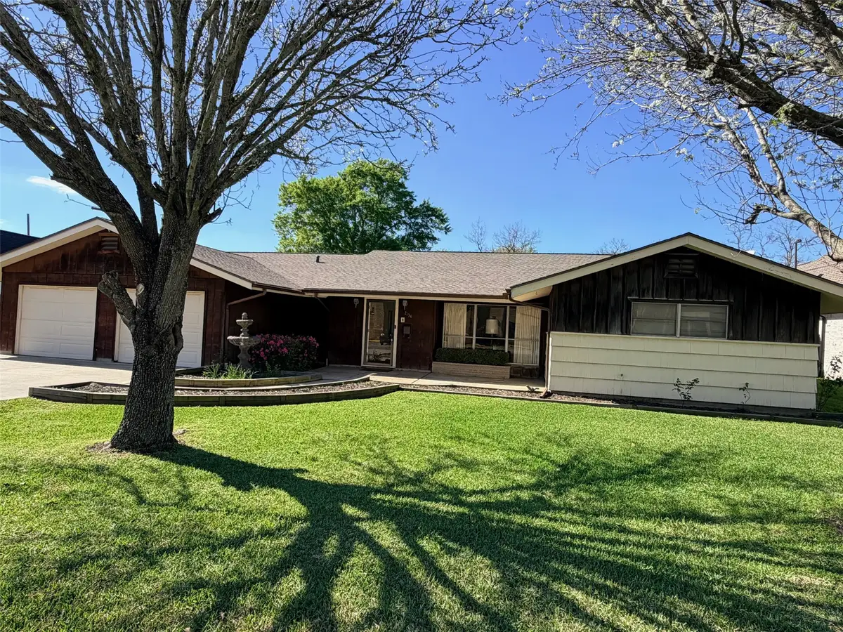 2134 5th Street, Port Neches, TX 77651 - #1