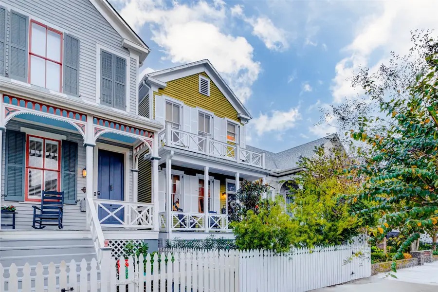 1711 Winnie Street, Galveston, TX 77550 - Image #3