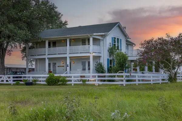 7344 N Fm 1291, Fayetteville, TX 78940