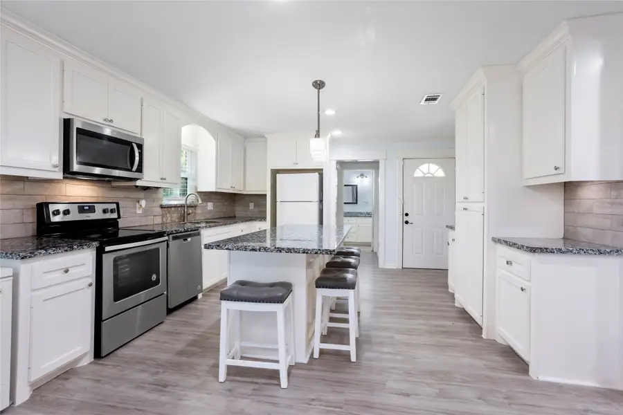 13011 Bethel Court, Santa Fe, TX 77510 - Image #3