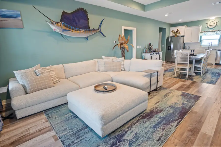 957 S Cove, Crystal Beach, TX 77650 - #3