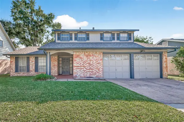 12319 Monticeto Lane, Meadows Place, TX 77477