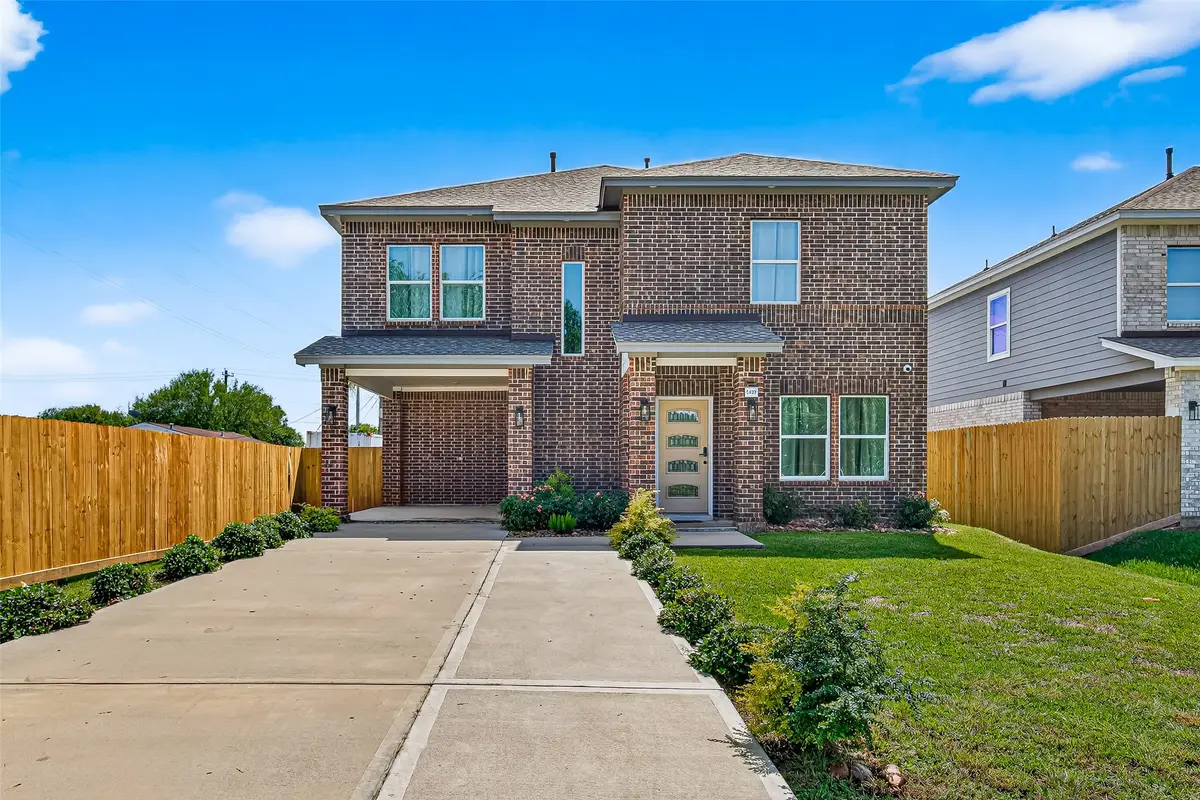 3409 2nd Avenue N, Texas City, TX 77590 - Image #1