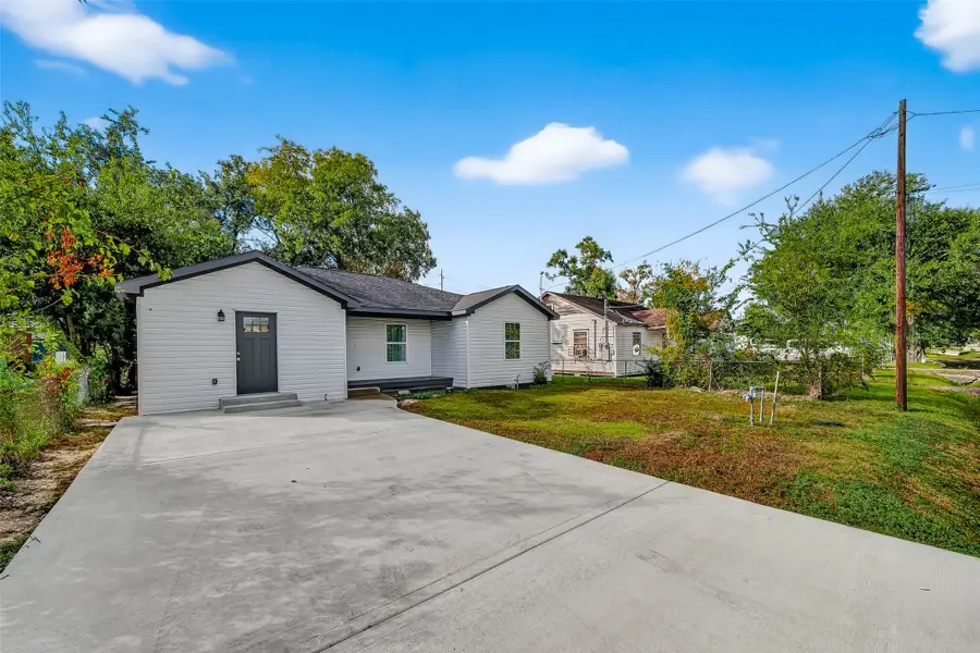 8702 Rinn Street, Houston, TX 77078 - Image #3