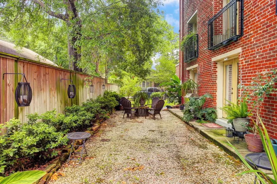 215 W Norma Street #302, Houston, TX 77009 - #3