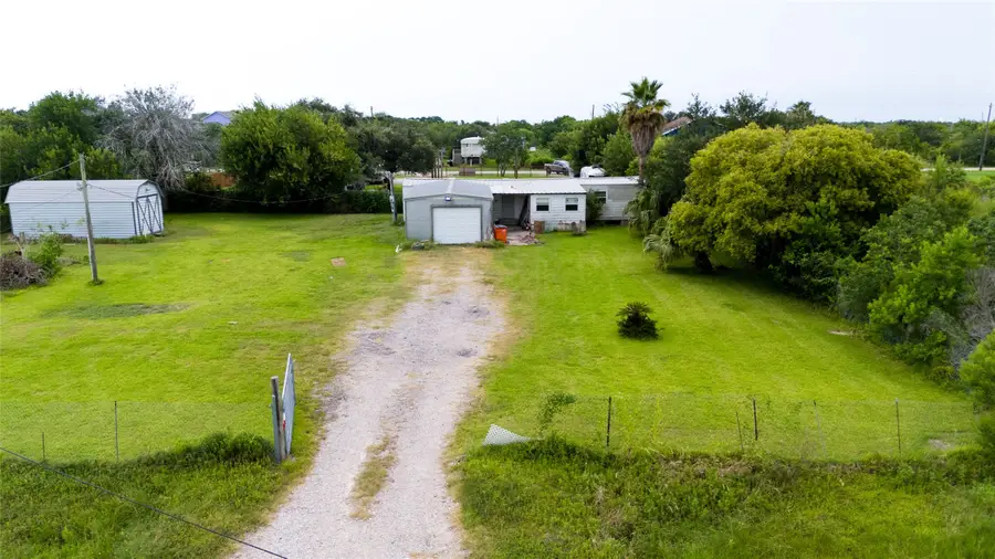 4743 Mallard Street, Hitchcock, TX 77563 - #2