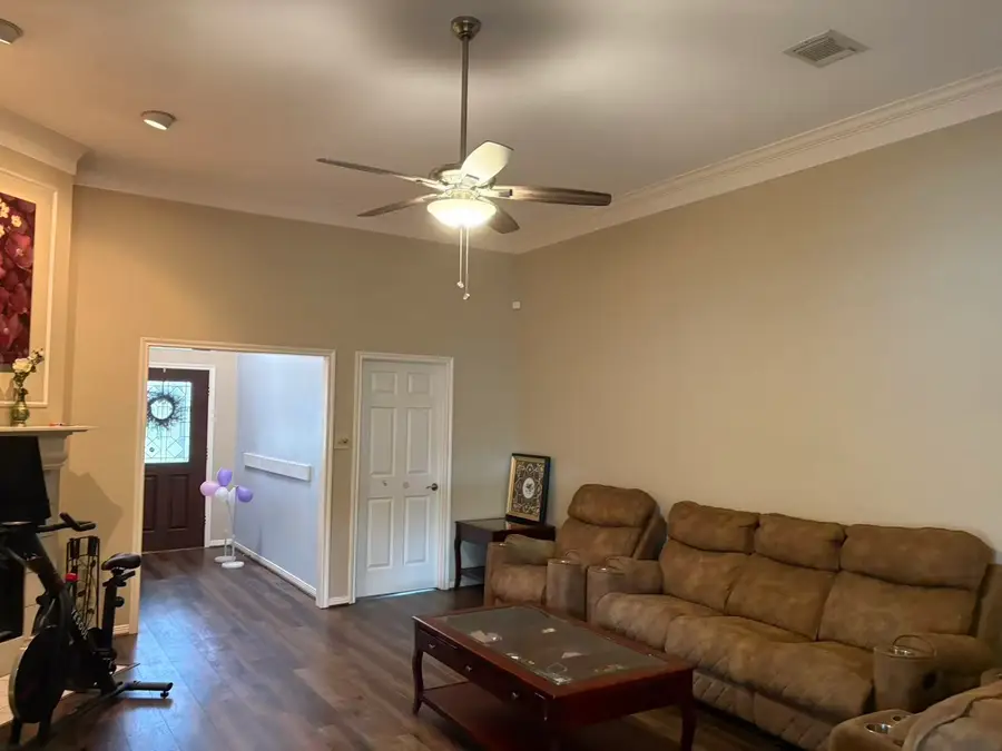 5026 Cave Run Drive, Missouri City, TX 77459 - Image #2