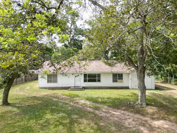 602 Riveredge Drive, Richmond, TX 77406