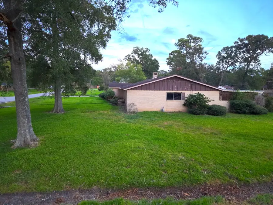 7555 Forest Park Drive, Beaumont, TX 77707 - #3