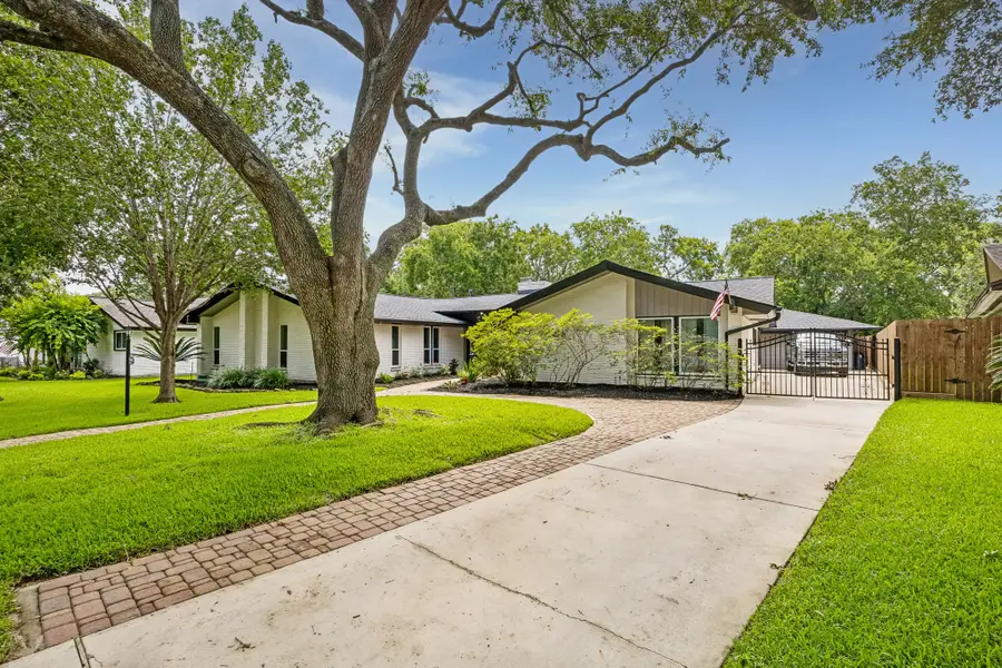 1446 Davon Lane, Houston, TX 77058 - #2