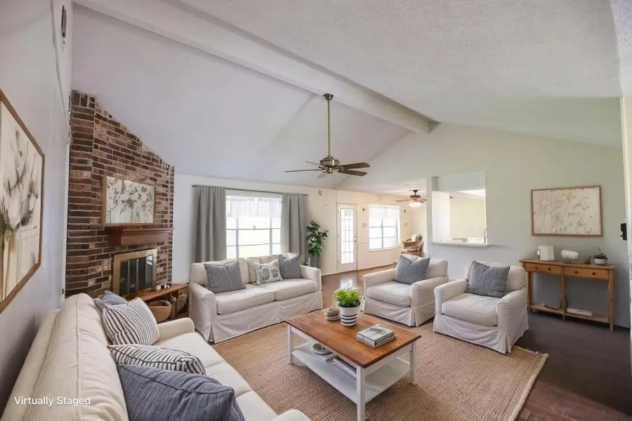 2026 Briar Ridge Drive, Rosenberg, TX 77471 - Image #2