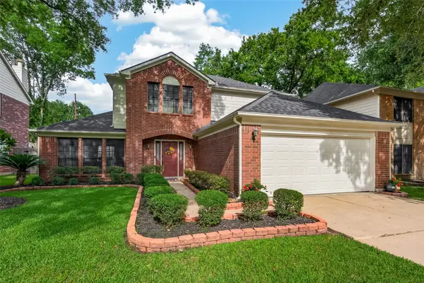 3318 Colonel Court Drive, Richmond, TX 77406