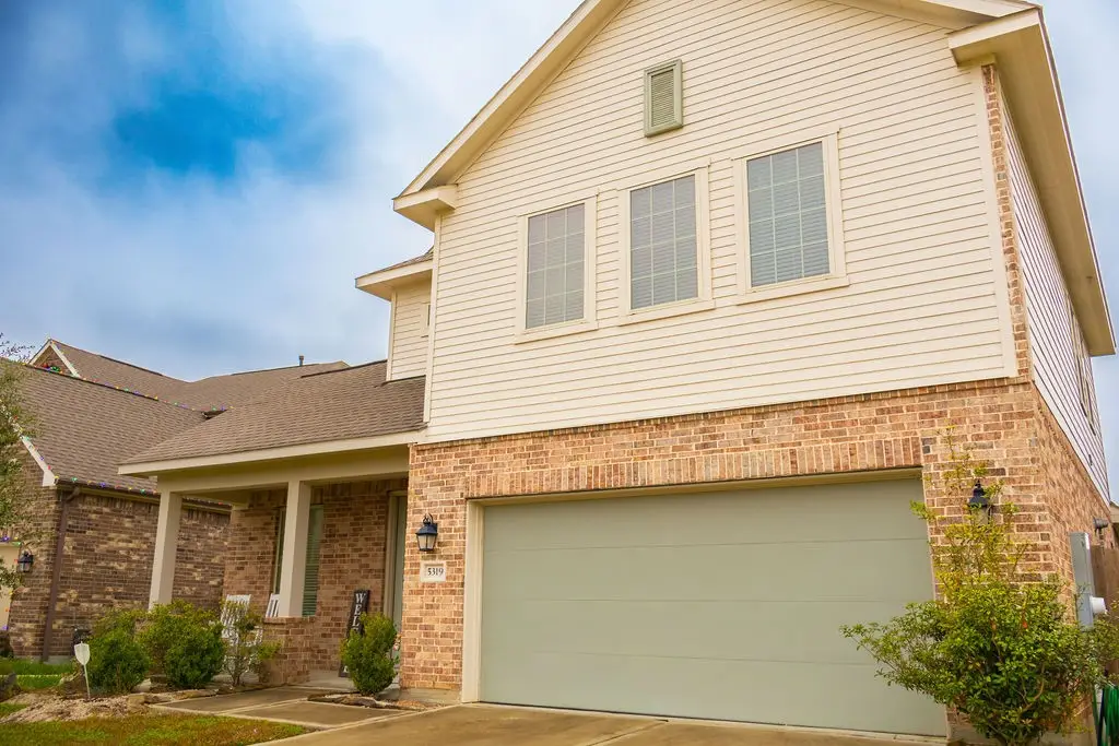 5319 Decatur Court, Dickinson, TX 77539 - Image #1