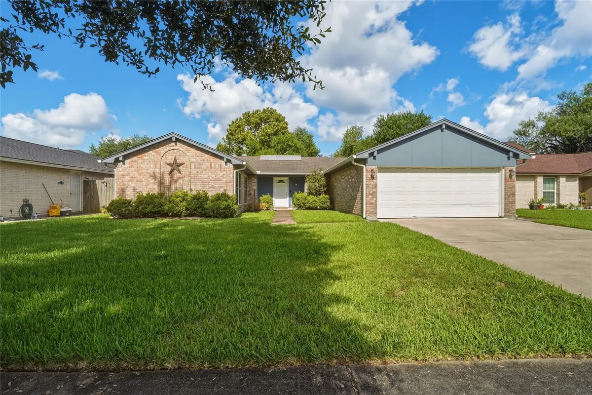 17330 Herrnhut Drive, Webster, TX 77598 - #1