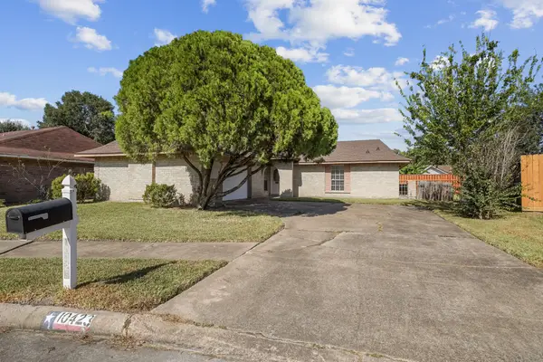 10423 Sageburrow Drive, Houston, TX 77089
