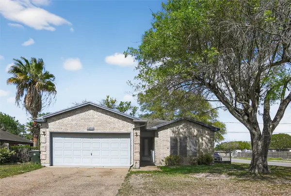 11326 Willowood Creek Drive, Corpus Christi, TX 78410