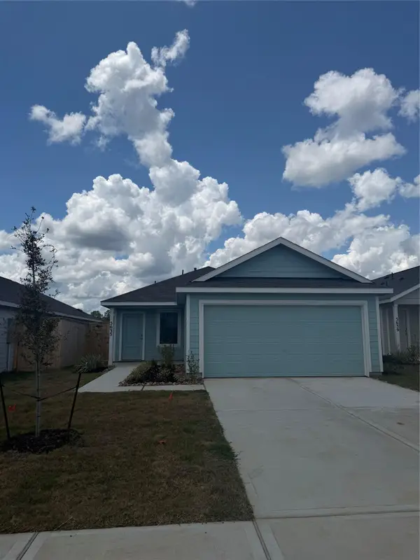 5962 Mercer Street, Conroe, TX 77303