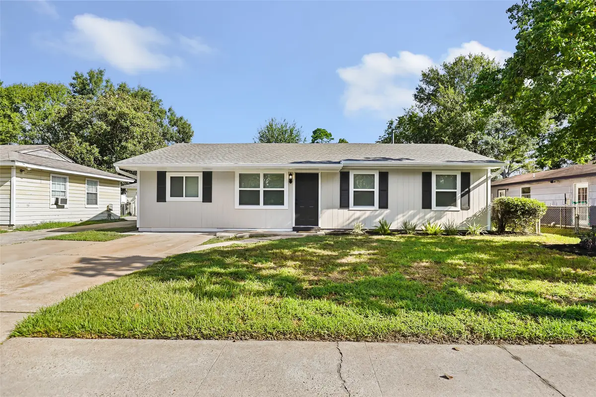 7111 Oak Village Drive, Houston, TX 77396 - #1
