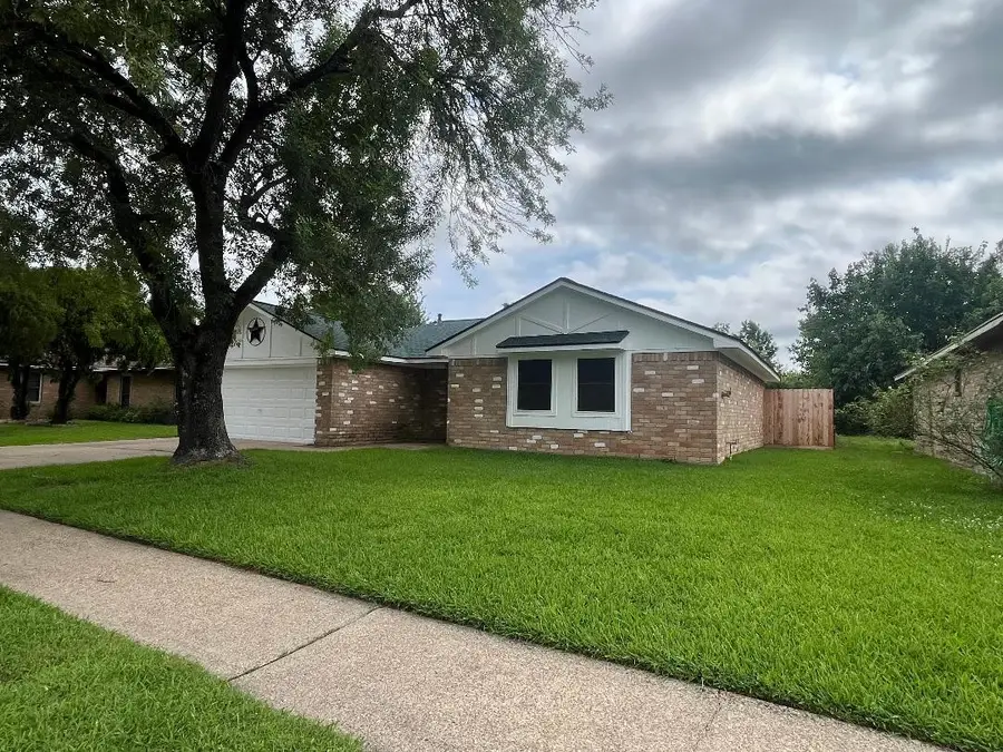5111 Maple Drive, Baytown, TX 77521 - #2