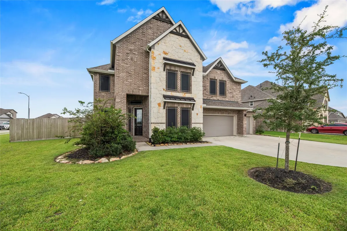 14906 Pinehurst Avenue, Monterey Belvieu, TX 77523 - #1