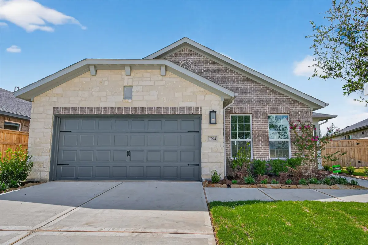 4702 Rustic Grove Lane, Fulshear, TX 77441 - Image #1