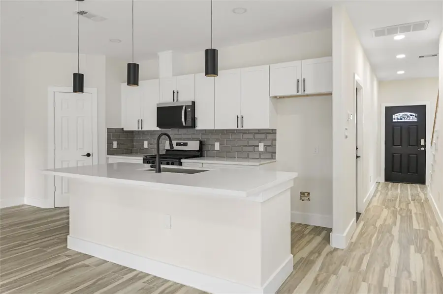 9807 Bamboo Road #A, Houston, TX 77041 - #3