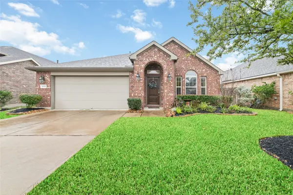 18311 Russett Green Drive, Tomball, TX 77377