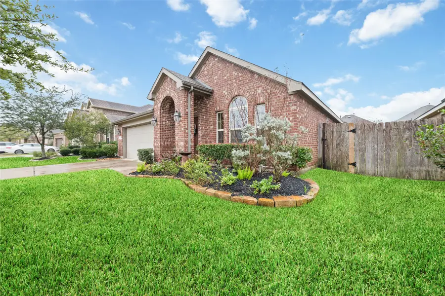 18311 Russett Green Drive, Tomball, TX 77377 - Image #3