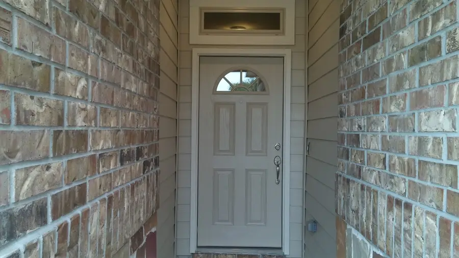 3826 Briar Water Court, Katy, TX 77449 - Image #2