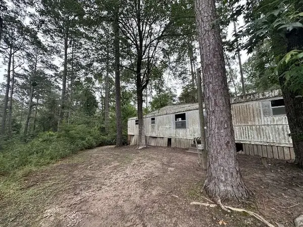507 Moose Drive, Onalaska, TX 77360