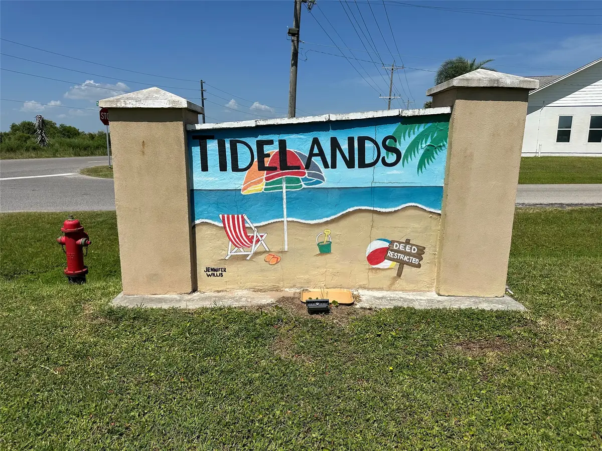 000 Sand Dune, Crystal Beach, TX 77650 - #1