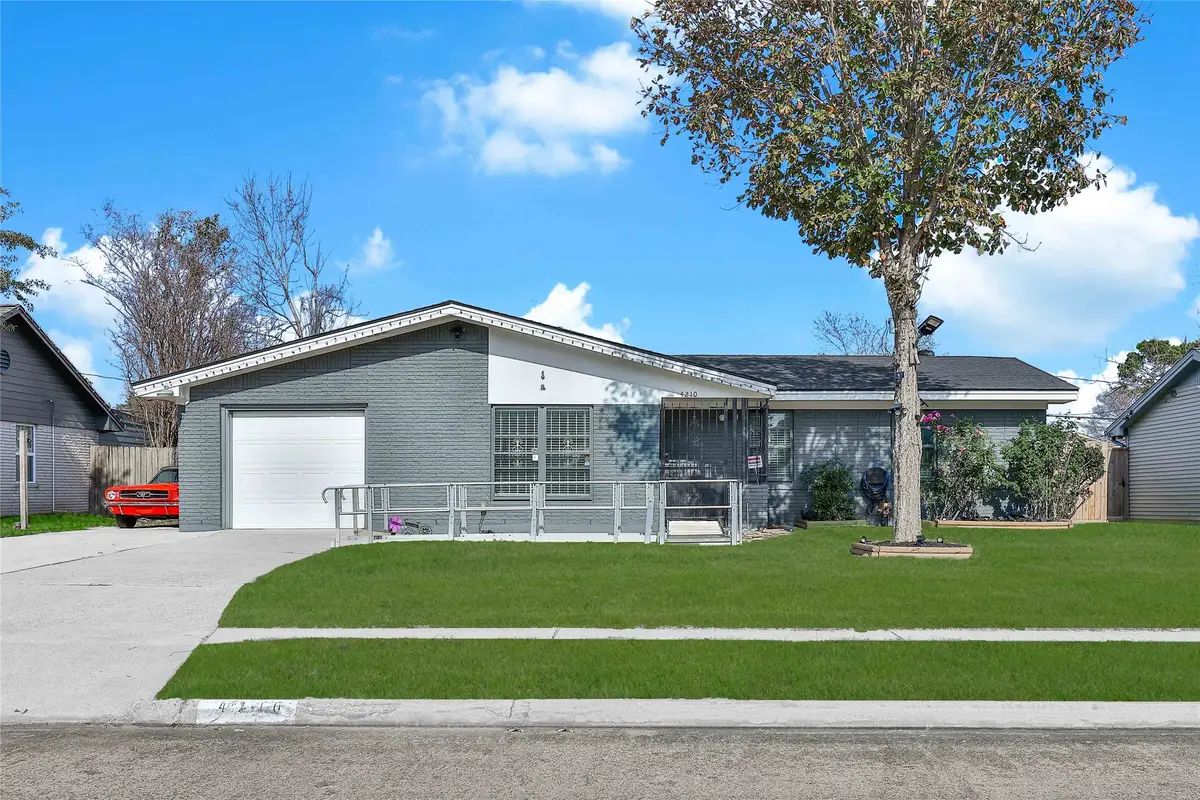 4210 Gardendale Drive, Houston, TX 77092 - Image #1