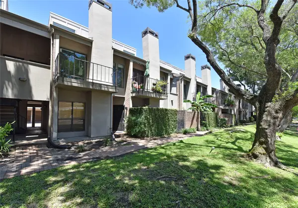 10811 Richmond Avenue #52, Houston, TX 77042