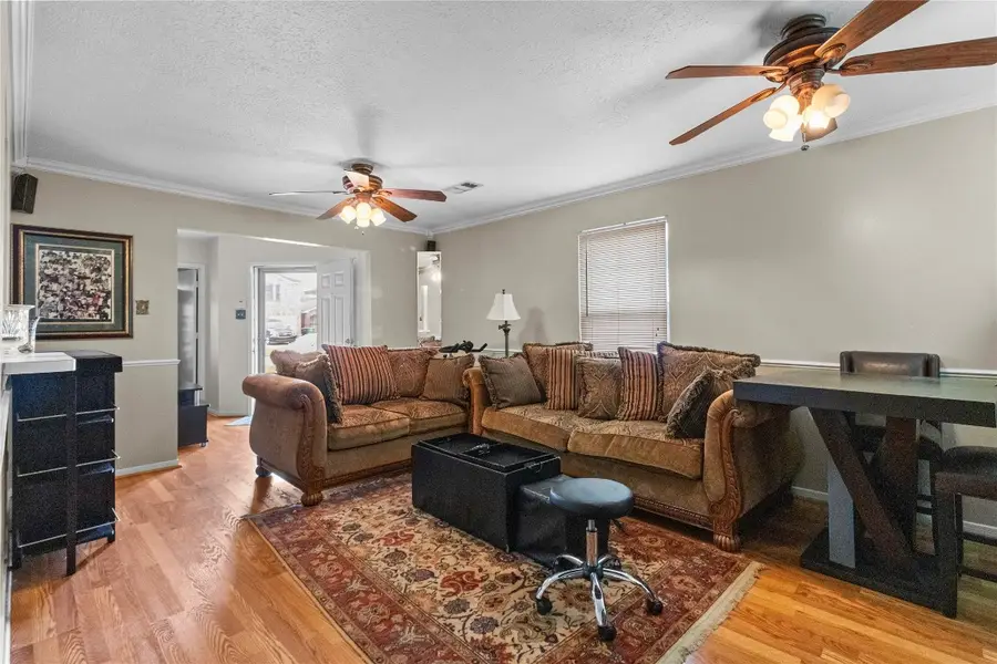 5231 Honeyvine Drive, Houston, TX 77048 - #3