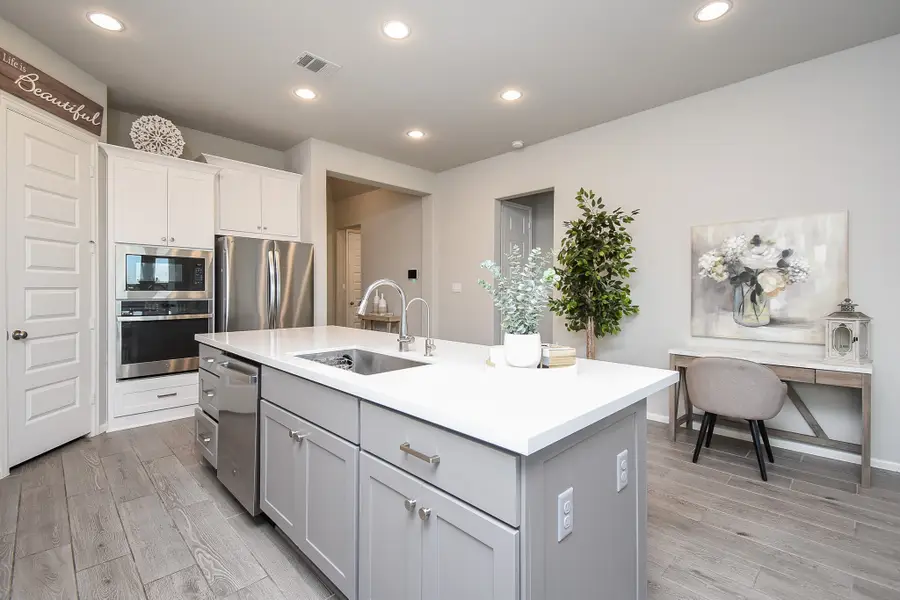 31443 Splitting Willow Way, Fulshear, TX 77441 - Image #3