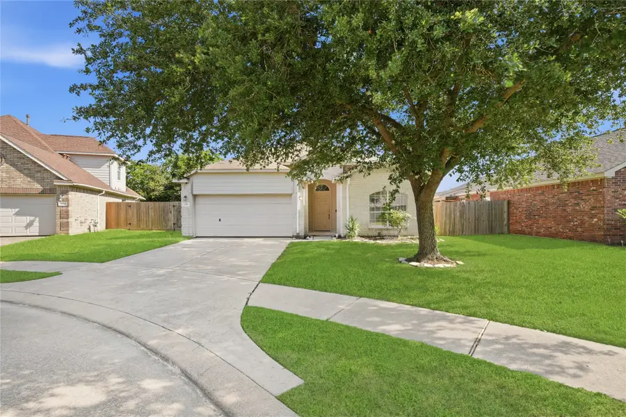 1707 N Highlands Crossing, Highlands, TX 77562 - #2
