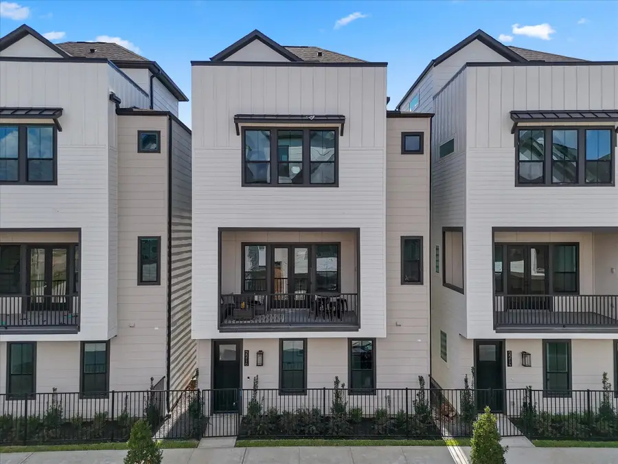 2208 Dennis Street, Houston, TX 77004 - Image #2