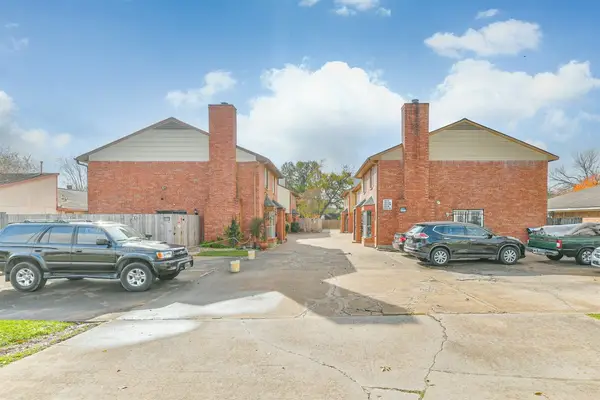 9217 Carousel Lane, Houston, TX 77080