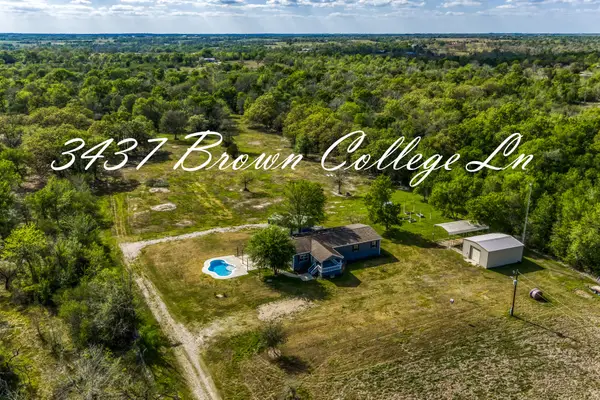 3437 Brown College Lane, Washington, TX 77880
