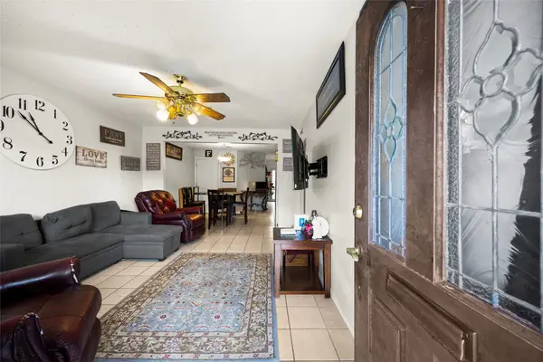 3217 Bond Street, Pasadena, TX 77503
